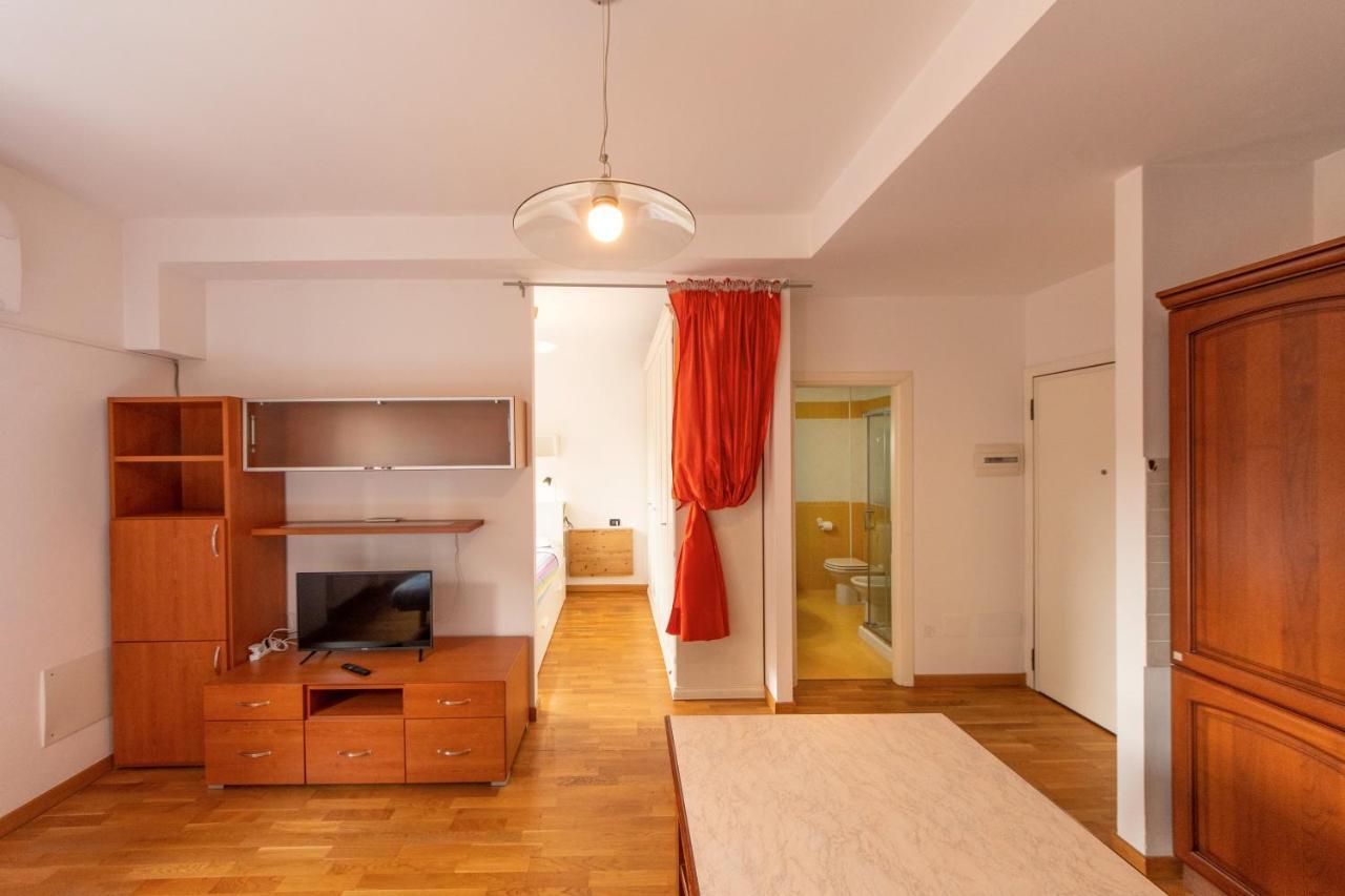 Housmart Milazzo 5 Daire Bolonya Dış mekan fotoğraf